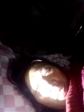 Snapshot of bella-la chatting on December 2, 2025, 9:32 pm bella-la online show from December 2, 2025, 9:32 pm