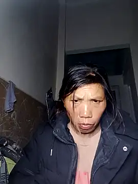 Snapshot of bella-la chatting on December 4, 2025, 12:25 pm bella-la online show from December 4, 2025, 12:25 pm