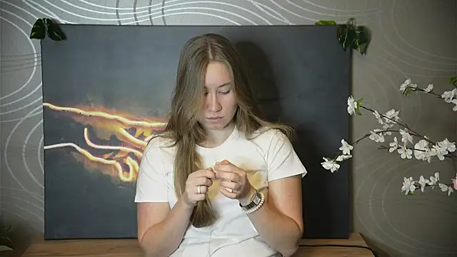 Snapshot of EvonWmith chatting on October 28, 2025, 10:19 am EvonWmith online show from October 28, 2025, 10:19 am