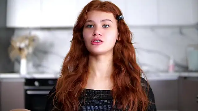 Snapshot of YettaCalabria chatting on November 24, 2025, 11:21 am YettaCalabria online show from November 24, 2025, 11:21 am