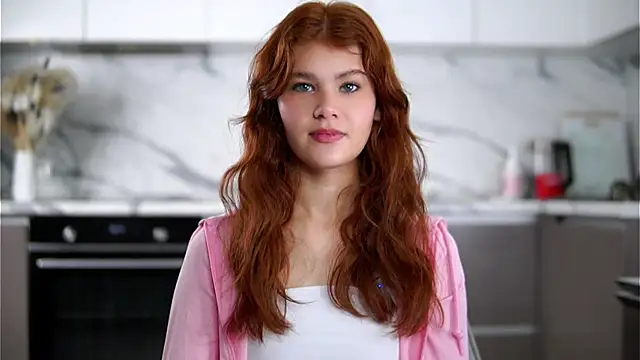 Snapshot of YettaCalabria chatting on November 25, 2025, 11:21 am YettaCalabria online show from November 25, 2025, 11:21 am