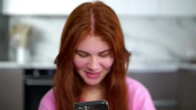 Snapshot of YettaCalabria chatting on December 2, 2025, 1:17 pm YettaCalabria online show from December 2, 2025, 1:17 pm