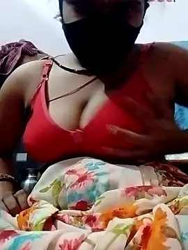 Snapshot of hot_couple_000 chatting on October 27, 2025, 3:16 pm hot couple 000 online show from October 27, 2025, 3:16 pm