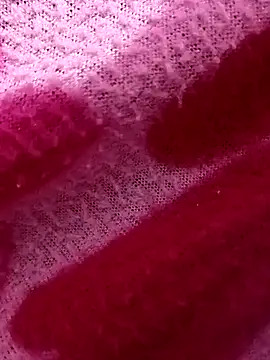 Snapshot of hot_couple_000 chatting on November 17, 2025, 1:28 pm hot couple 000 online show from November 17, 2025, 1:28 pm