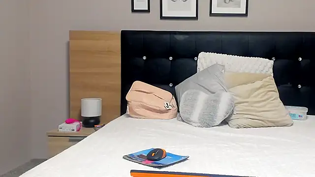 valeryablack online show from November 28, 2025, 7:27 pm