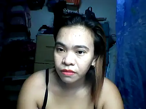 Snapshot of Honeyjean_30 chatting on October 29, 2025, 4:26 am Honeyjean 30 online show from October 29, 2025, 4:26 am