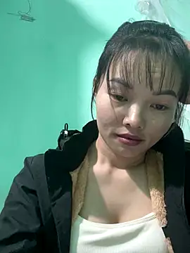 Snapshot of Night_owl111 chatting on November 2, 2025, 3:47 pm Night owl111 online show from November 2, 2025, 3:47 pm