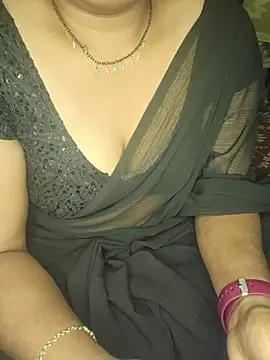 Snapshot of shreyareddy99 chatting on November 8, 2025, 12:49 pm shreyareddy99 online show from November 8, 2025, 12:49 pm