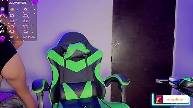 Snapshot of Hinatta-Tatto1 chatting on December 3, 2025, 3:21 pm Hinatta-Tatto1 online show from December 3, 2025, 3:21 pm