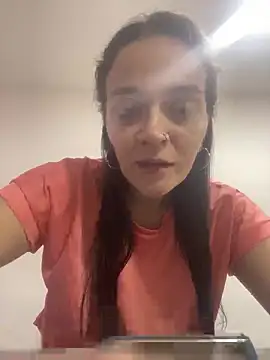 Snapshot of AmberrMoore_ chatting on December 14, 2025, 12:43 pm AmberrMoore online show from December 14, 2025, 12:43 pm