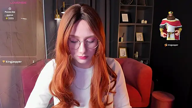 Snapshot of Liana_Ln chatting on November 6, 2025, 3:24 pm Liana Ln online show from November 6, 2025, 3:24 pm