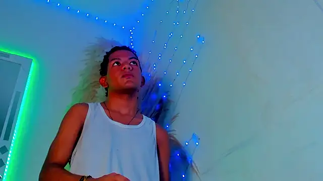 wild best online show from November 10, 2025, 7:57 pm