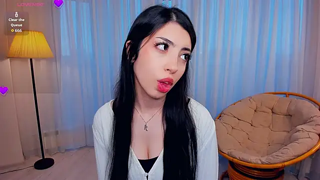 TonjaNeace online show from December 5, 2025, 5:05 am