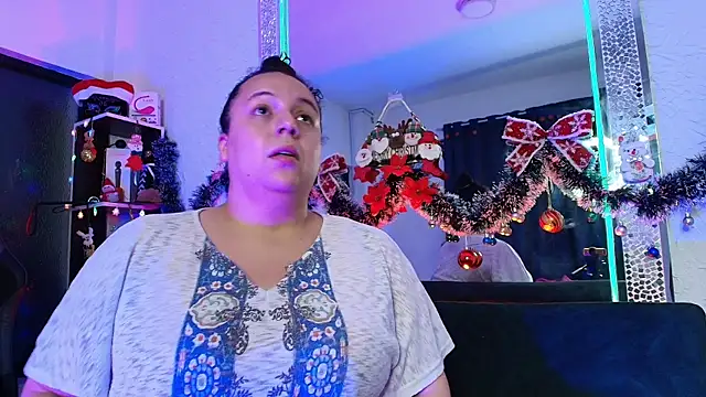 Natasha Amber online show from December 17, 2025, 2:23 pm