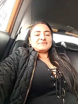 Snapshot of solandrea chatting on November 5, 2025, 8:20 pm solandrea online show from November 5, 2025, 8:20 pm