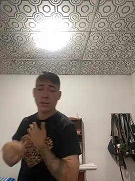 Snapshot of JOMIITALIA chatting on October 28, 2025, 6:10 pm JOMIITALIA online show from October 28, 2025, 6:10 pm