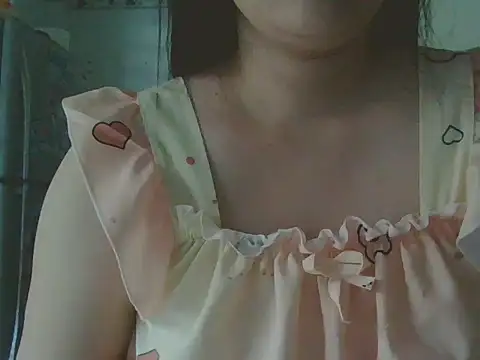 -Lisa-123 online show from November 27, 2025, 12:46 am