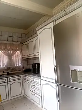 Snapshot of ThickLeeyanaXX chatting on November 28, 2025, 1:25 pm ThickLeeyanaXX online show from November 28, 2025, 1:25 pm