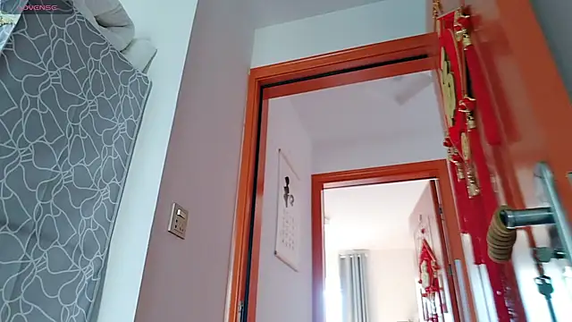 Yan61 online show from December 18, 2025, 3:23 am