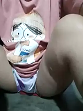 Snapshot of -Hazel-123 chatting on November 16, 2025, 11:21 pm -Hazel-123 online show from November 16, 2025, 11:21 pm