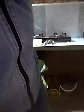 Snapshot of -Hazel-123 chatting on November 28, 2025, 2:36 am -Hazel-123 online show from November 28, 2025, 2:36 am