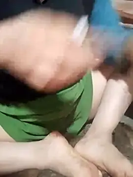 Snapshot of -Hazel-123 chatting on December 3, 2025, 12:58 pm -Hazel-123 online show from December 3, 2025, 12:58 pm