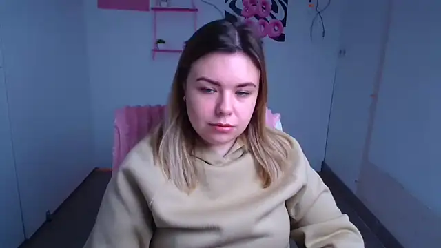 Snapshot of SusannaNight chatting on November 23, 2025, 6:35 am SusannaNight online show from November 23, 2025, 6:35 am