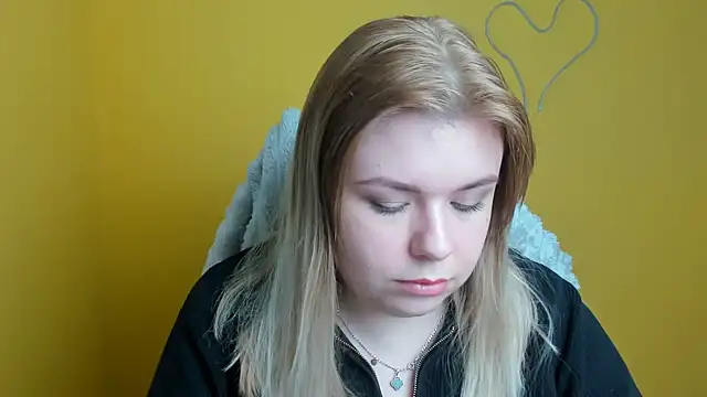 Snapshot of SusannaNight chatting on December 1, 2025, 12:32 pm SusannaNight online show from December 1, 2025, 12:32 pm