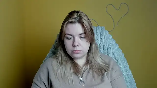 Snapshot of SusannaNight chatting on December 15, 2025, 6:28 am SusannaNight online show from December 15, 2025, 6:28 am