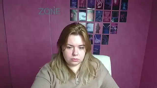 Snapshot of SusannaNight chatting on December 16, 2025, 6:18 am SusannaNight online show from December 16, 2025, 6:18 am