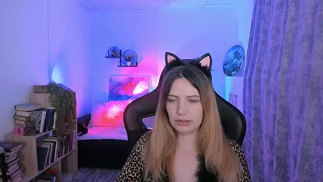 Snapshot of AleksaLaurent chatting on November 30, 2025, 9:13 am AleksaLaurent online show from November 30, 2025, 9:13 am