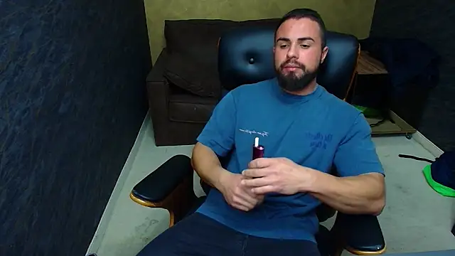 Snapshot of HayesWood chatting on October 31, 2025, 6:03 am HayesWood online show from October 31, 2025, 6:03 am