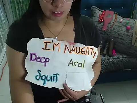 Alanafire online show from November 3, 2025, 2:40 pm