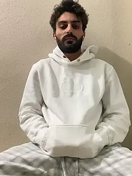 Snapshot of Tipsiz22 chatting on October 29, 2025, 12:46 am Tipsiz22 online show from October 29, 2025, 12:46 am