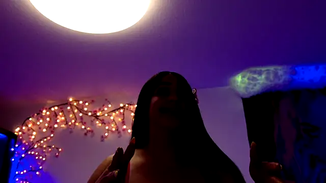 TriplexTemptationx online show from November 15, 2025, 10:15 pm