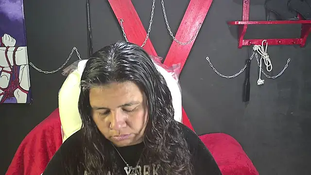 serenamystsh online show from November 17, 2025, 11:54 pm