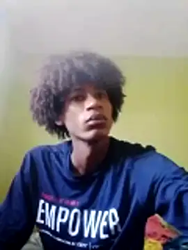 Snapshot of skinniyGabriel chatting on November 3, 2025, 12:28 pm skinniyGabriel online show from November 3, 2025, 12:28 pm