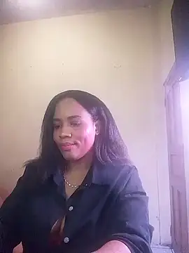 Snapshot of Diosa339 chatting on November 25, 2025, 2:28 pm Diosa339 online show from November 25, 2025, 2:28 pm