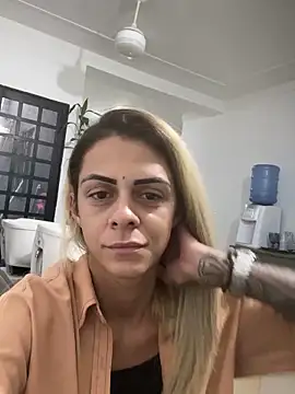 Snapshot of sabrinaneves chatting on December 13, 2025, 8:14 pm sabrinaneves online show from December 13, 2025, 8:14 pm