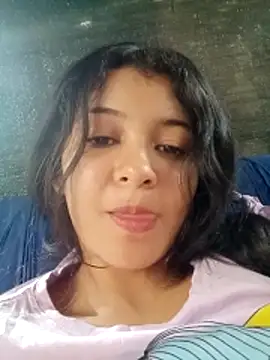 Snapshot of Soymaia chatting on November 27, 2025, 1:57 pm Soymaia online show from November 27, 2025, 1:57 pm