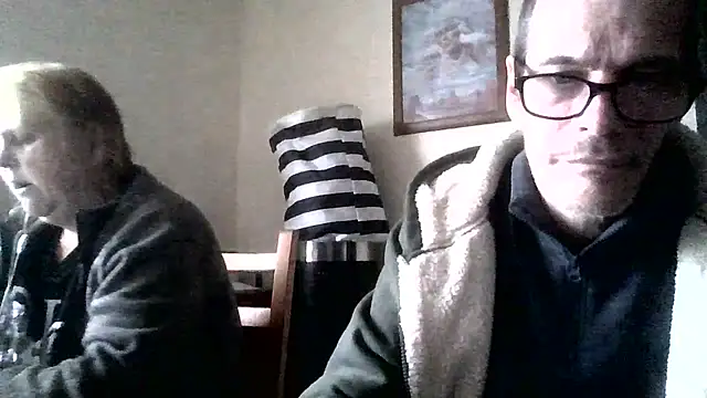 Snapshot of Sylviastar46 chatting on November 5, 2025, 10:04 am Sylviastar46 online show from November 5, 2025, 10:04 am