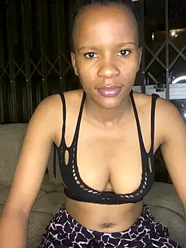 Snapshot of Maahlerh123 chatting on October 29, 2025, 8:54 pm Maahlerh123 online show from October 29, 2025, 8:54 pm