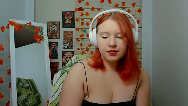 Snapshot of FoxPlayXX chatting on November 21, 2025, 10:30 pm FoxPlayXX online show from November 21, 2025, 10:30 pm