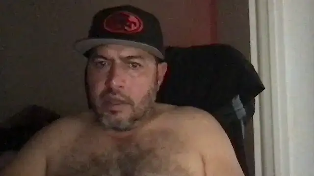 Snapshot of ezrah23 chatting on December 1, 2025, 8:03 pm ezrah23 online show from December 1, 2025, 8:03 pm