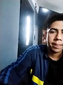 Snapshot of Fede26Zonasur chatting on November 7, 2025, 10:37 am Fede26Zonasur online show from November 7, 2025, 10:37 am