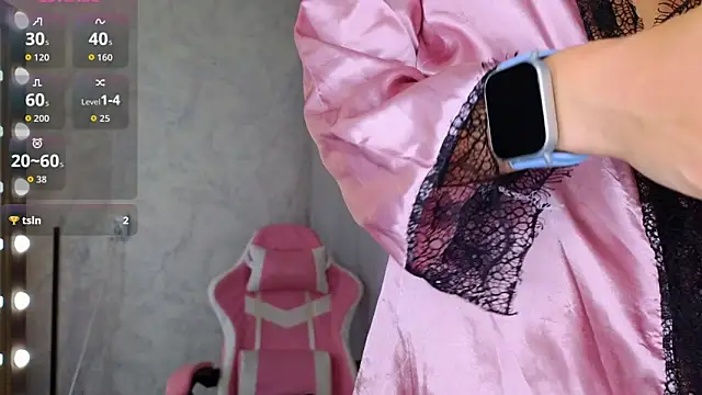 Snapshot of Lovelly_molly1 chatting on October 30, 2025, 4:30 pm Lovelly molly1 online show from October 30, 2025, 4:30 pm