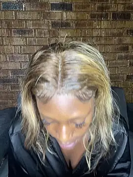 SP1CY MOMMY online show from December 14, 2025, 2:00 pm