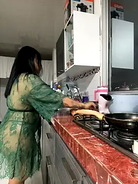 Natural BIGASS Nina online show from December 4, 2025, 10:24 am