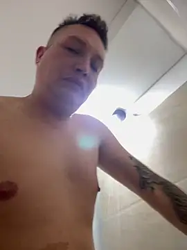 Snapshot of NathanielLux29 chatting on November 11, 2025, 1:11 pm NathanielLux29 online show from November 11, 2025, 1:11 pm