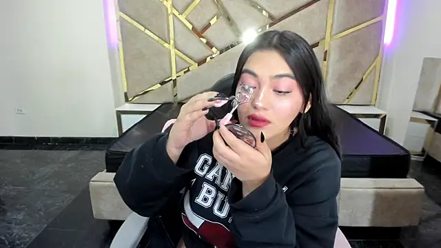 Frrreyaa online show from November 3, 2025, 3:19 am